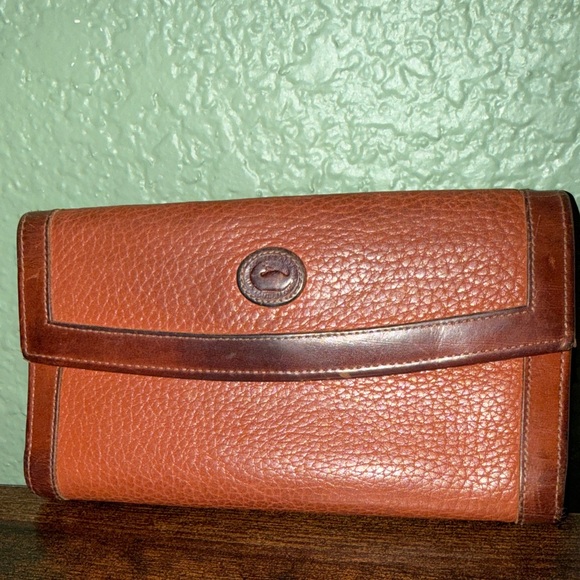 Dooney & Bourke Handbags - vintage Dooney & Bourke wallet clutch